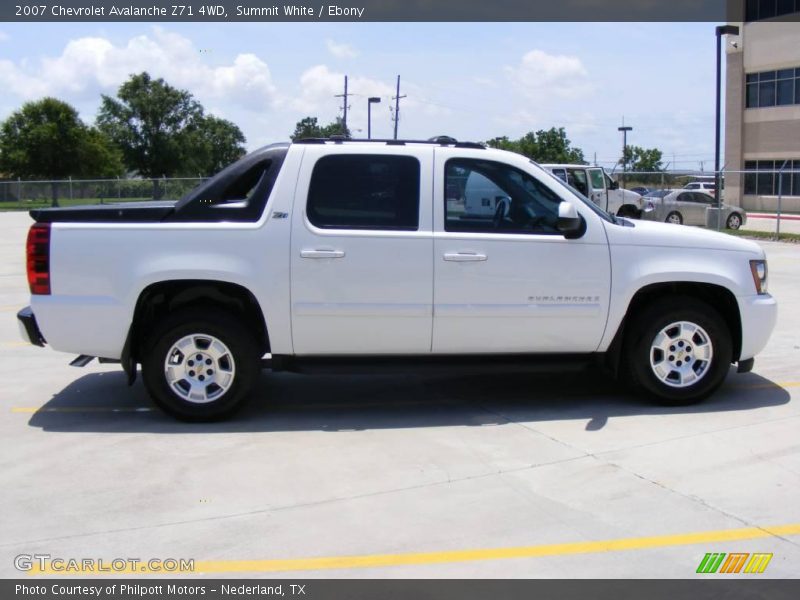 Summit White / Ebony 2007 Chevrolet Avalanche Z71 4WD