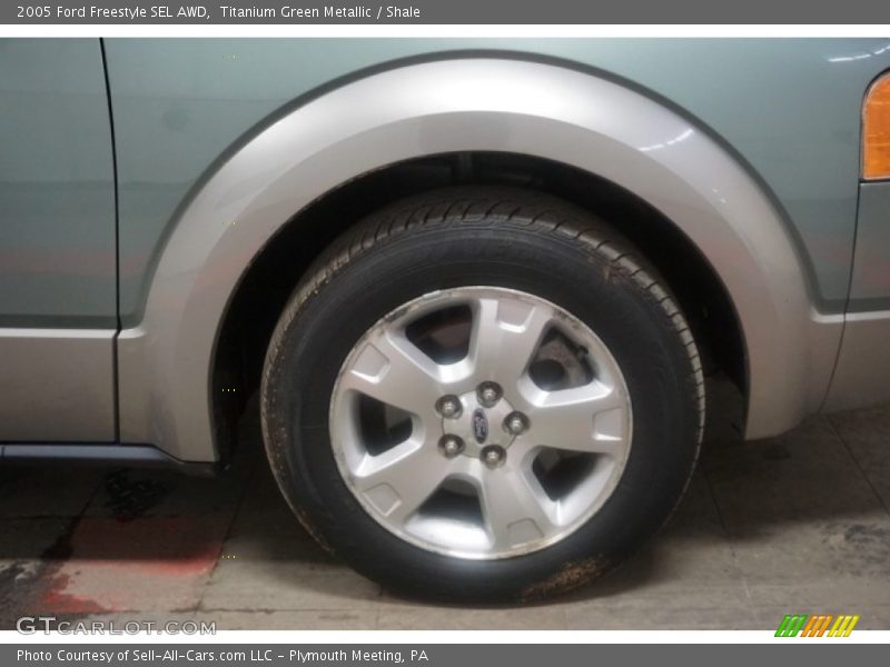 Titanium Green Metallic / Shale 2005 Ford Freestyle SEL AWD