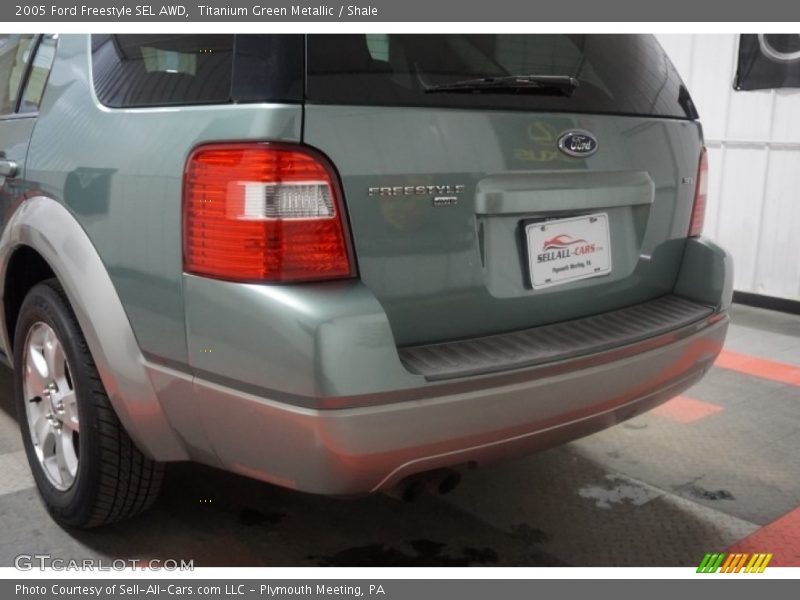 Titanium Green Metallic / Shale 2005 Ford Freestyle SEL AWD