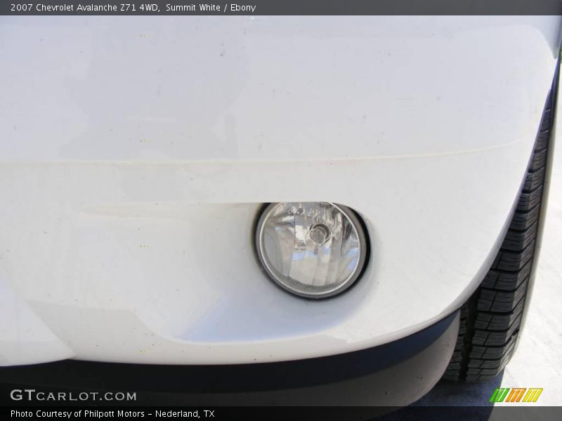 Summit White / Ebony 2007 Chevrolet Avalanche Z71 4WD