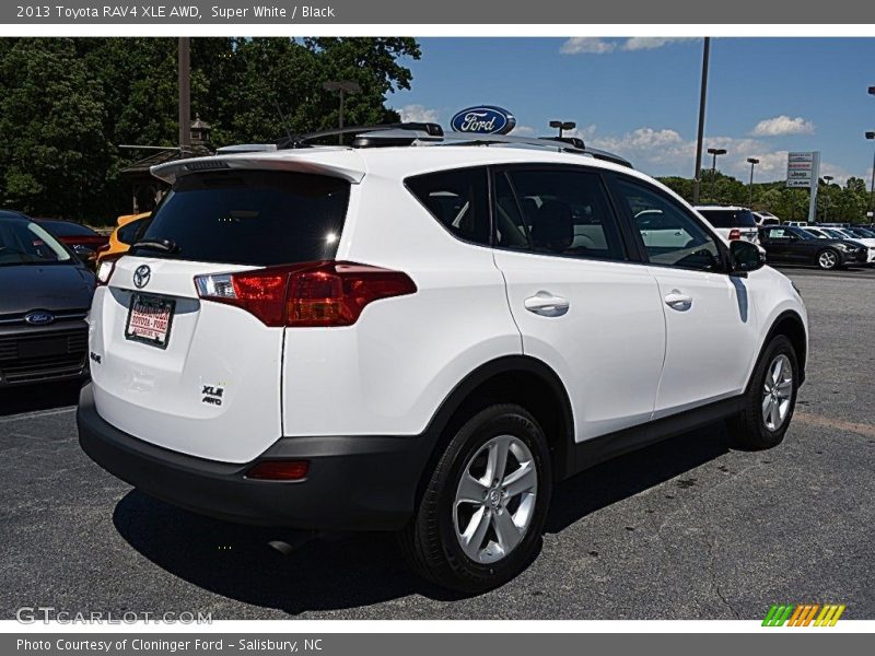 Super White / Black 2013 Toyota RAV4 XLE AWD