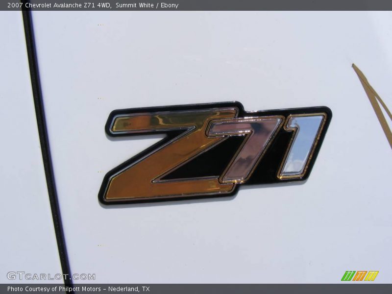 Summit White / Ebony 2007 Chevrolet Avalanche Z71 4WD