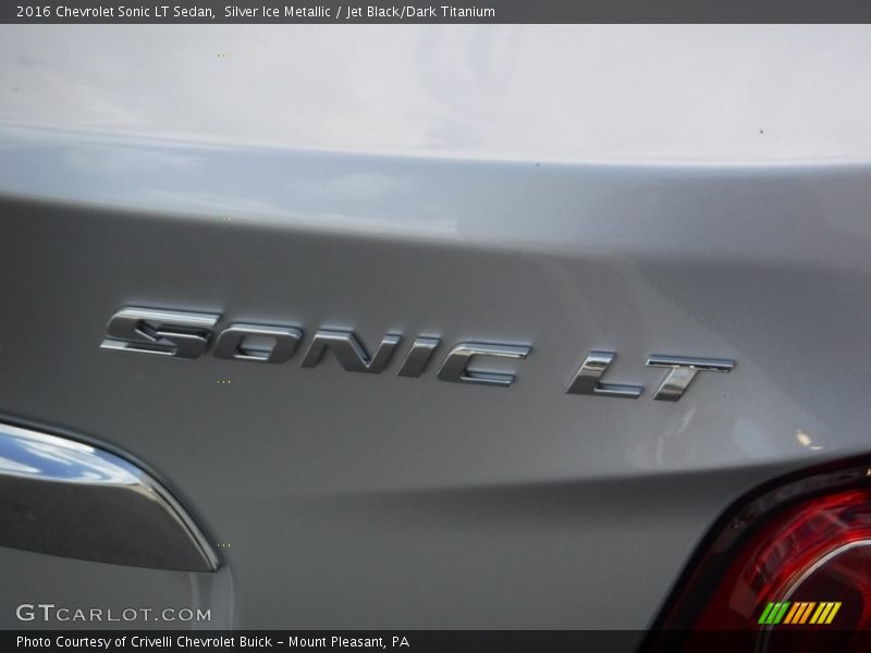 Silver Ice Metallic / Jet Black/Dark Titanium 2016 Chevrolet Sonic LT Sedan