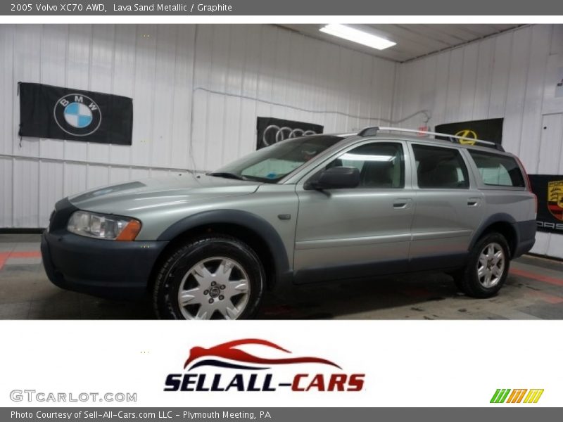 Lava Sand Metallic / Graphite 2005 Volvo XC70 AWD