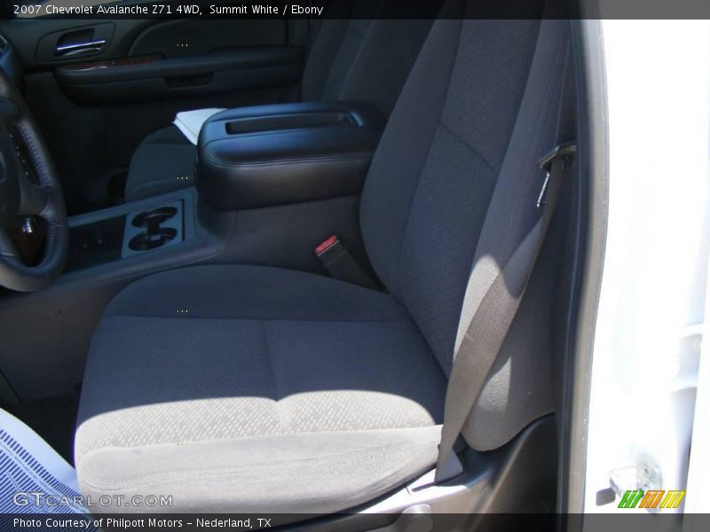 Summit White / Ebony 2007 Chevrolet Avalanche Z71 4WD