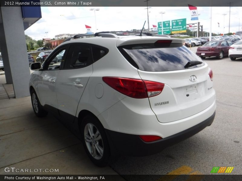 Cotton White / Taupe 2012 Hyundai Tucson GLS