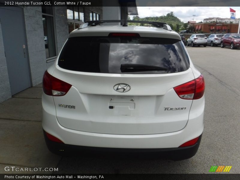 Cotton White / Taupe 2012 Hyundai Tucson GLS