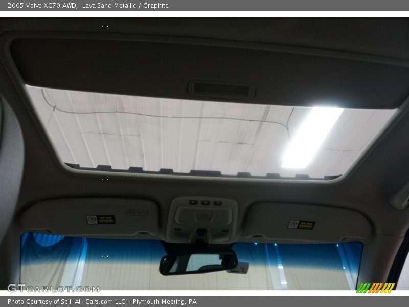 Lava Sand Metallic / Graphite 2005 Volvo XC70 AWD