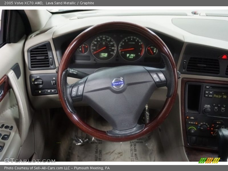Lava Sand Metallic / Graphite 2005 Volvo XC70 AWD