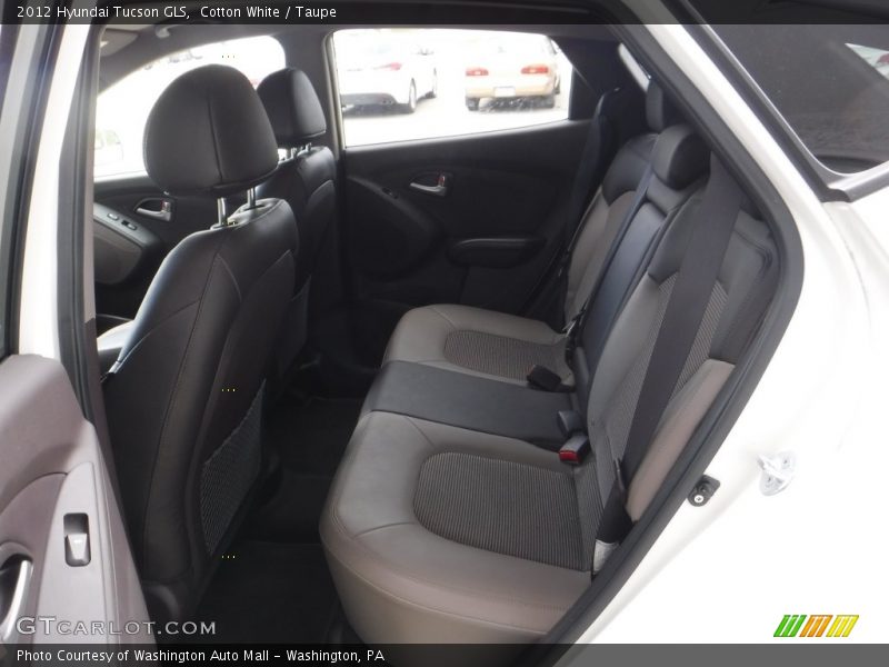 Cotton White / Taupe 2012 Hyundai Tucson GLS