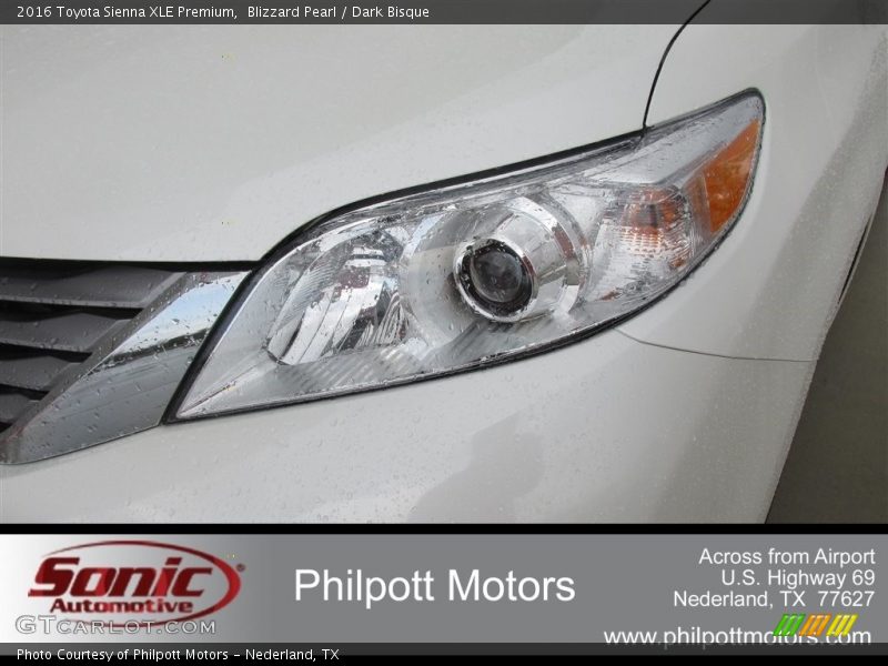 Blizzard Pearl / Dark Bisque 2016 Toyota Sienna XLE Premium