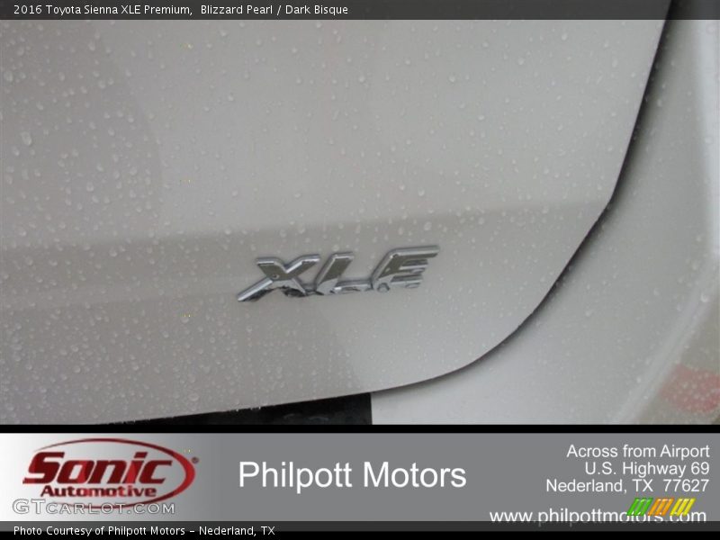 Blizzard Pearl / Dark Bisque 2016 Toyota Sienna XLE Premium