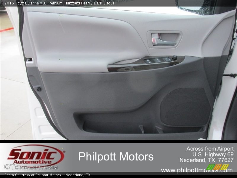 Blizzard Pearl / Dark Bisque 2016 Toyota Sienna XLE Premium