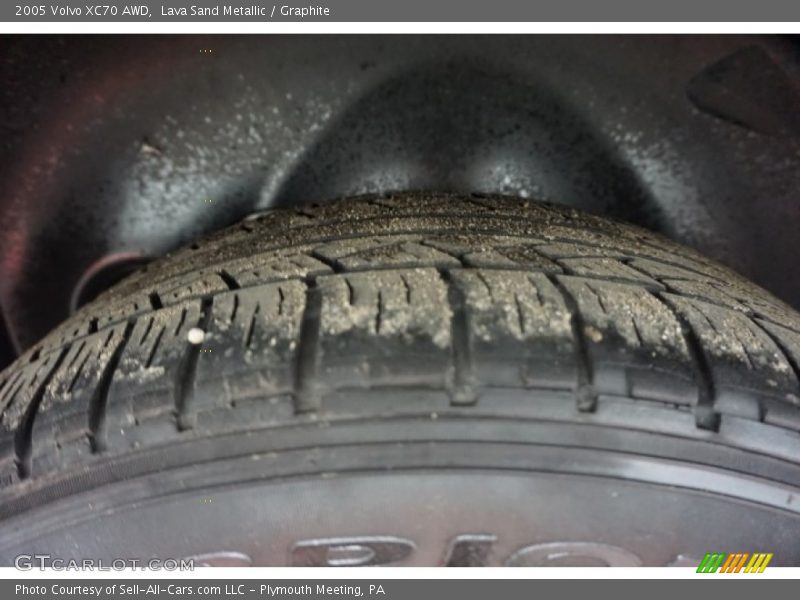 Lava Sand Metallic / Graphite 2005 Volvo XC70 AWD