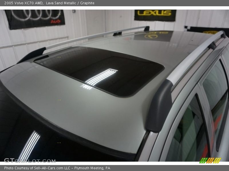 Lava Sand Metallic / Graphite 2005 Volvo XC70 AWD