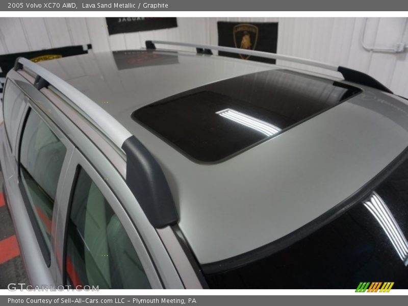 Lava Sand Metallic / Graphite 2005 Volvo XC70 AWD
