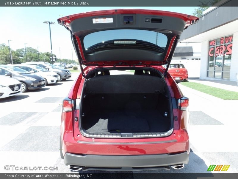 Matador Red Mica / Black 2016 Lexus NX 200t