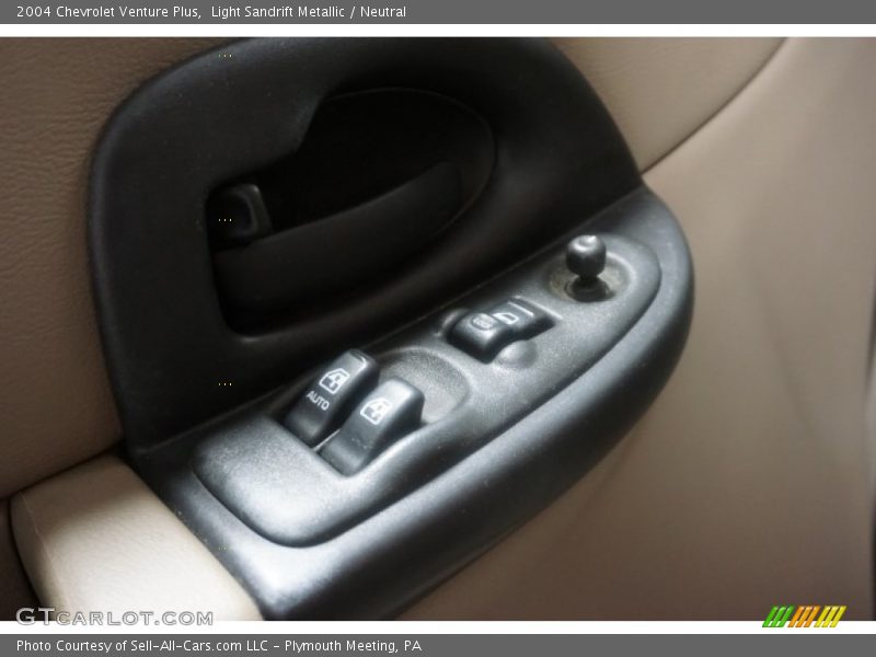 Light Sandrift Metallic / Neutral 2004 Chevrolet Venture Plus