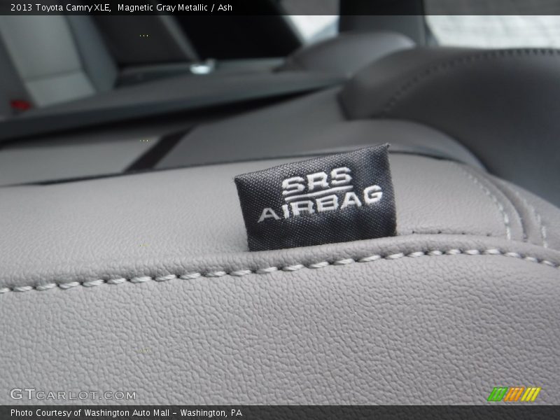 Magnetic Gray Metallic / Ash 2013 Toyota Camry XLE