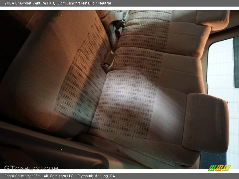 Light Sandrift Metallic / Neutral 2004 Chevrolet Venture Plus