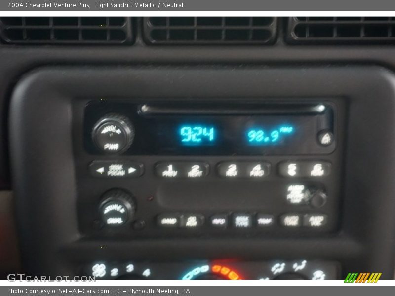 Light Sandrift Metallic / Neutral 2004 Chevrolet Venture Plus