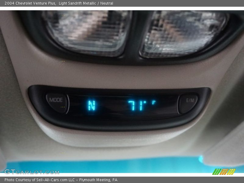 Light Sandrift Metallic / Neutral 2004 Chevrolet Venture Plus