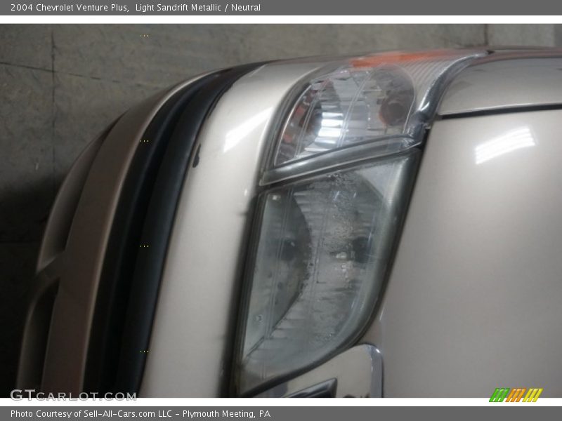 Light Sandrift Metallic / Neutral 2004 Chevrolet Venture Plus