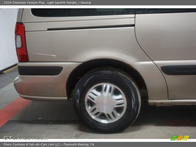 Light Sandrift Metallic / Neutral 2004 Chevrolet Venture Plus