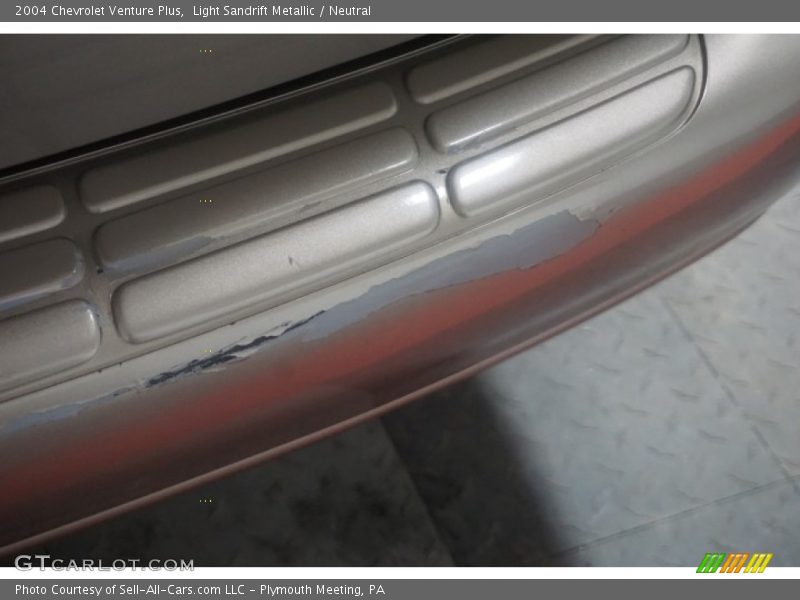 Light Sandrift Metallic / Neutral 2004 Chevrolet Venture Plus