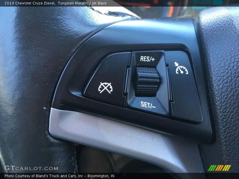 Tungsten Metallic / Jet Black 2014 Chevrolet Cruze Diesel