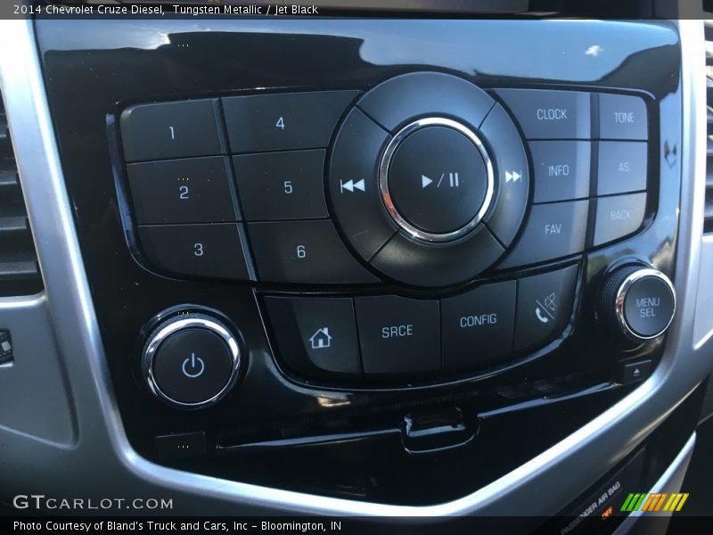 Tungsten Metallic / Jet Black 2014 Chevrolet Cruze Diesel
