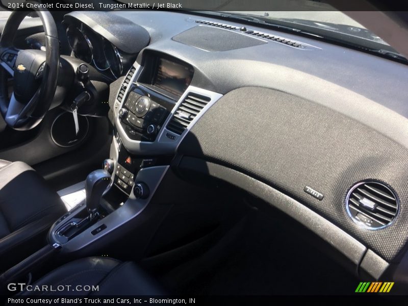 Tungsten Metallic / Jet Black 2014 Chevrolet Cruze Diesel