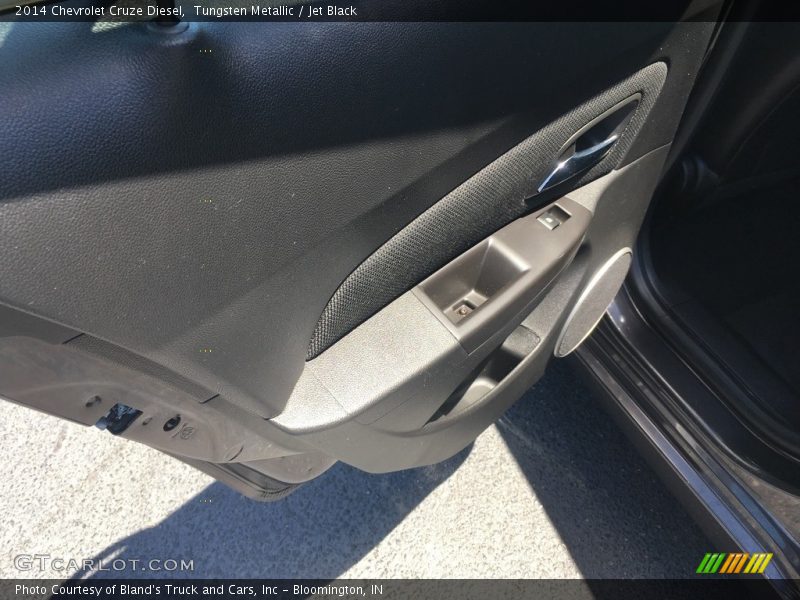 Tungsten Metallic / Jet Black 2014 Chevrolet Cruze Diesel