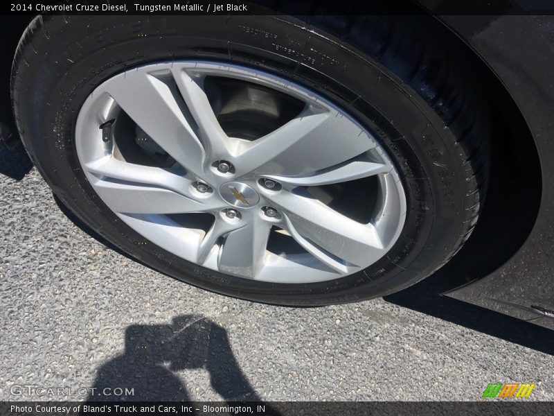 Tungsten Metallic / Jet Black 2014 Chevrolet Cruze Diesel