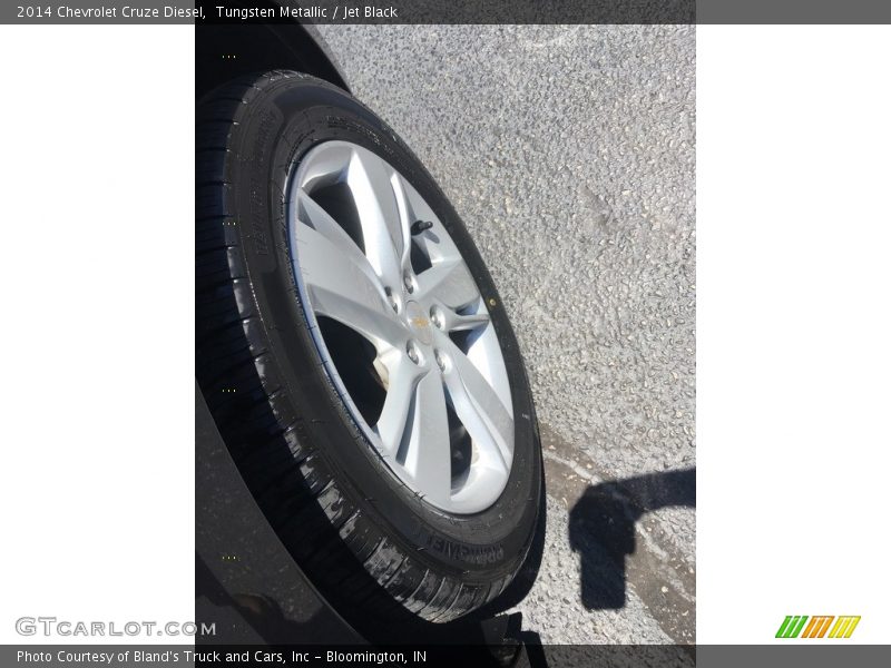 Tungsten Metallic / Jet Black 2014 Chevrolet Cruze Diesel