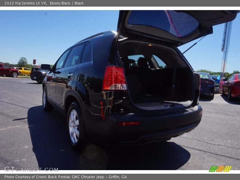 Ebony Black / Black 2013 Kia Sorento LX V6