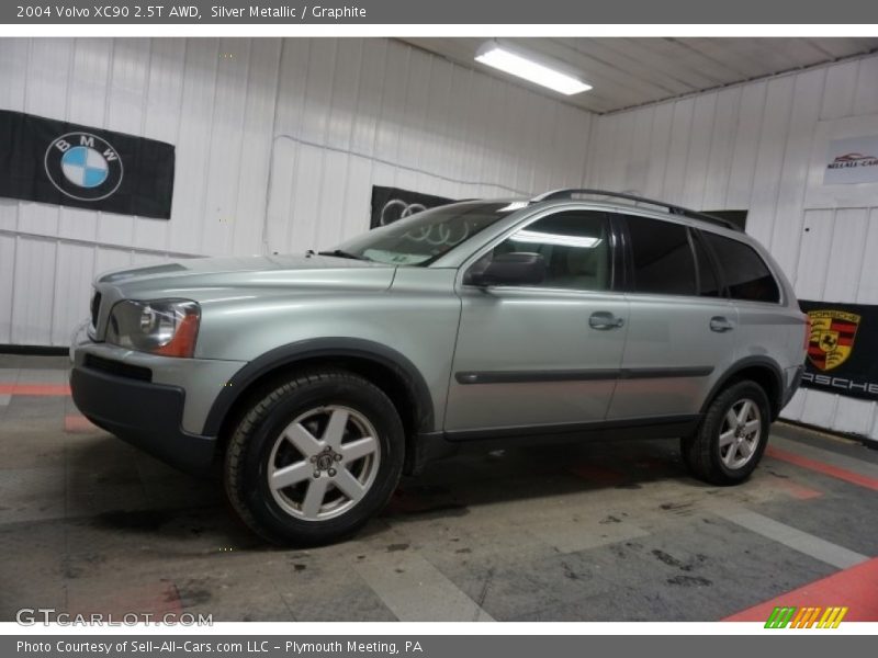 Silver Metallic / Graphite 2004 Volvo XC90 2.5T AWD