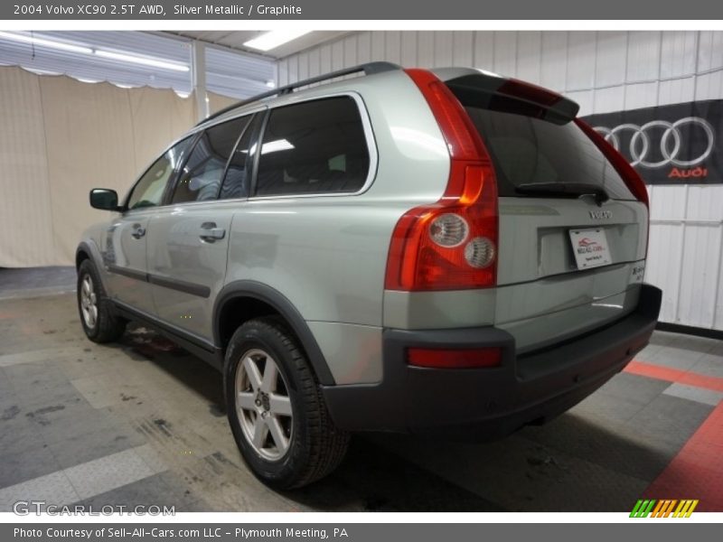 Silver Metallic / Graphite 2004 Volvo XC90 2.5T AWD