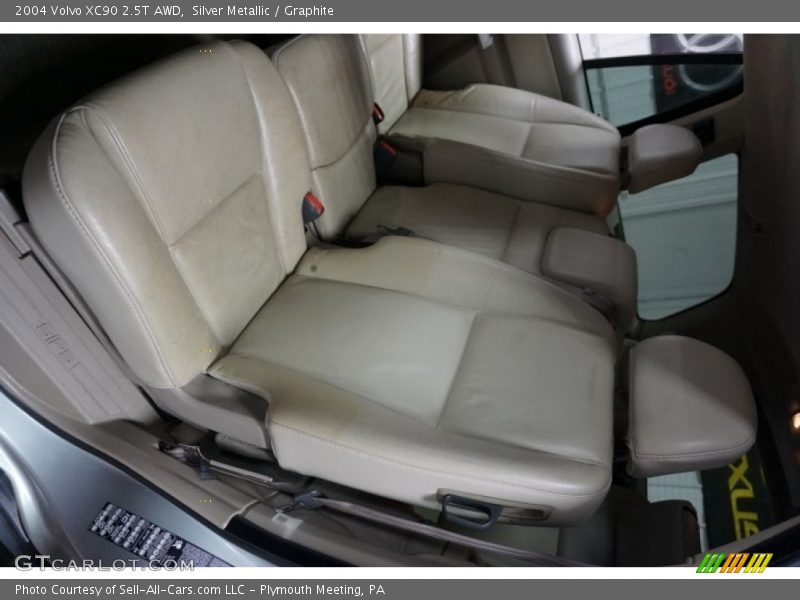 Silver Metallic / Graphite 2004 Volvo XC90 2.5T AWD