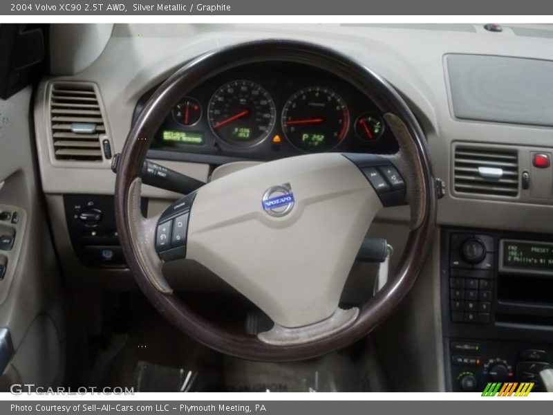 Silver Metallic / Graphite 2004 Volvo XC90 2.5T AWD