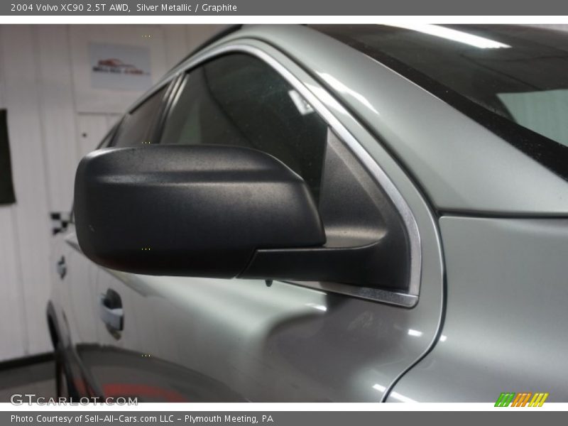 Silver Metallic / Graphite 2004 Volvo XC90 2.5T AWD