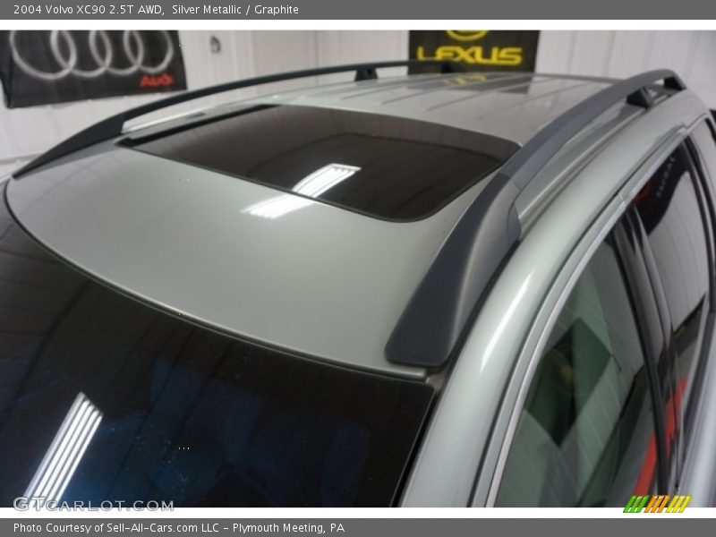 Silver Metallic / Graphite 2004 Volvo XC90 2.5T AWD
