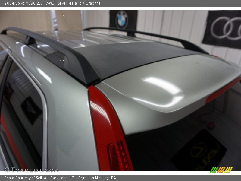 Silver Metallic / Graphite 2004 Volvo XC90 2.5T AWD