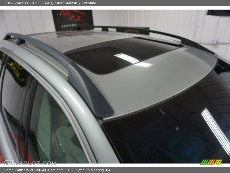 Silver Metallic / Graphite 2004 Volvo XC90 2.5T AWD