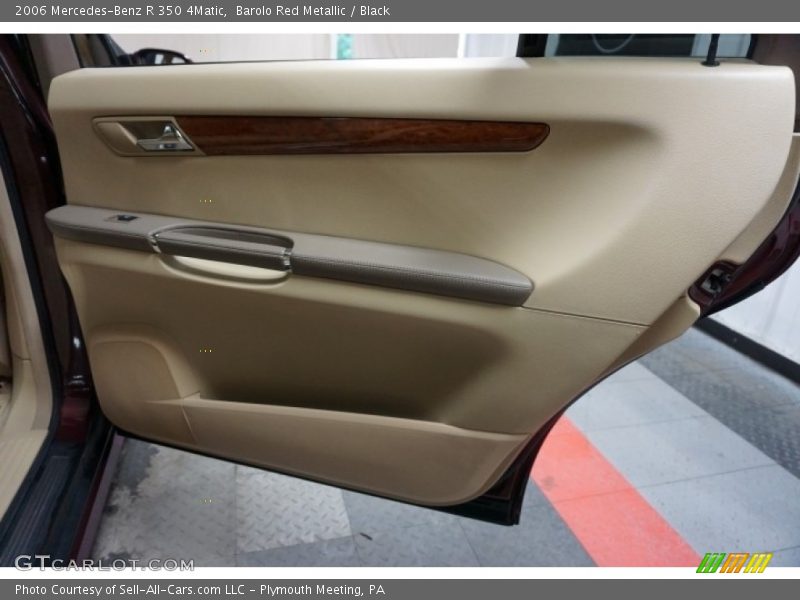 Barolo Red Metallic / Black 2006 Mercedes-Benz R 350 4Matic