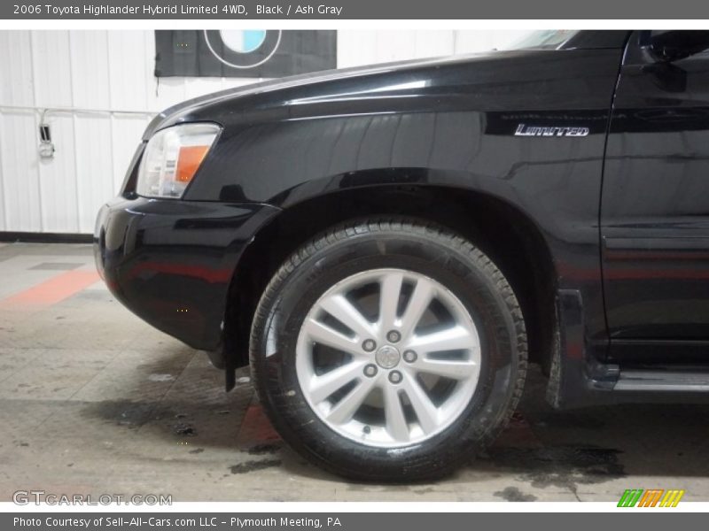 Black / Ash Gray 2006 Toyota Highlander Hybrid Limited 4WD