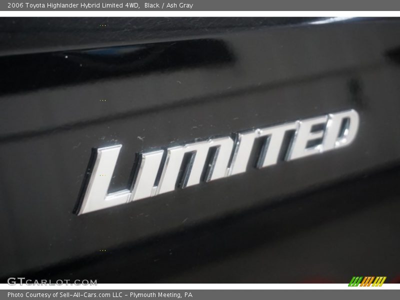 Black / Ash Gray 2006 Toyota Highlander Hybrid Limited 4WD
