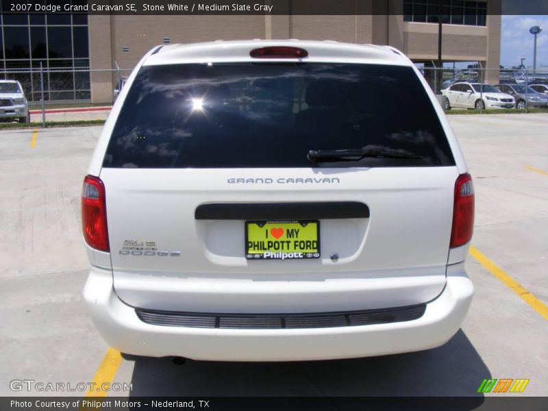 Stone White / Medium Slate Gray 2007 Dodge Grand Caravan SE