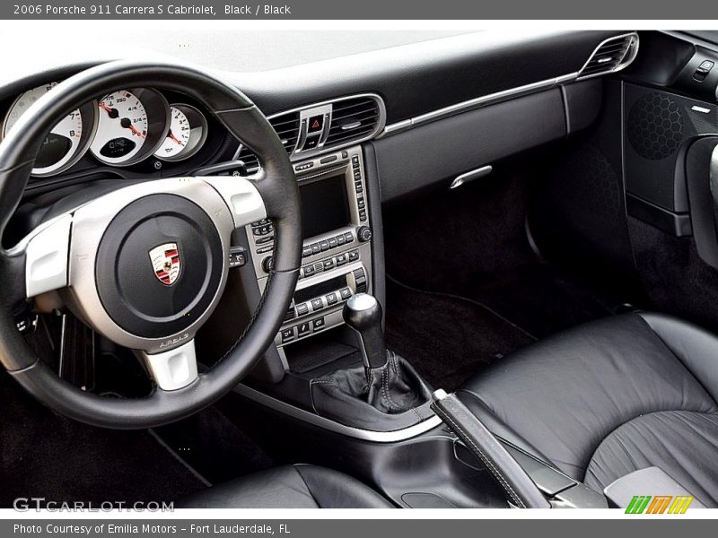 Dashboard of 2006 911 Carrera S Cabriolet