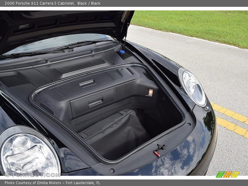  2006 911 Carrera S Cabriolet Trunk